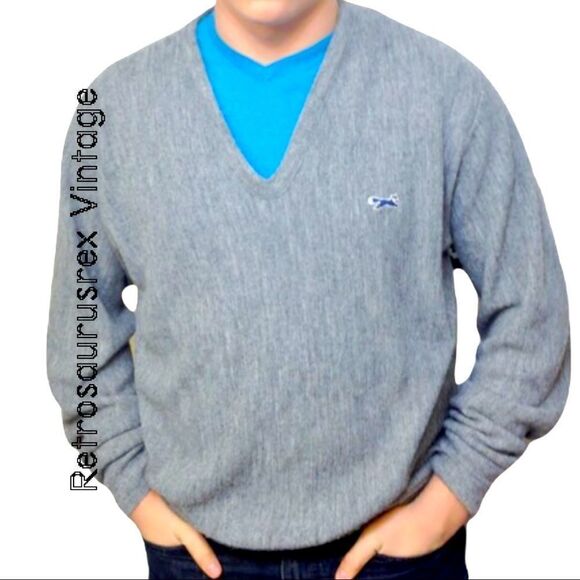 VINTAGE 1960's grey fox collection hipster pullover V neck sweater, size XL - Picture 1 of 6